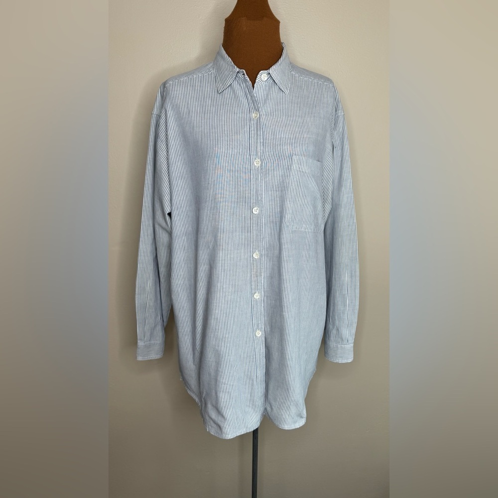 Chico’s Design Blue and White Striped Button Down Tunic Shirt Size M/L